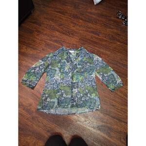 Womens Christoper and Banks button up shirt size Medium